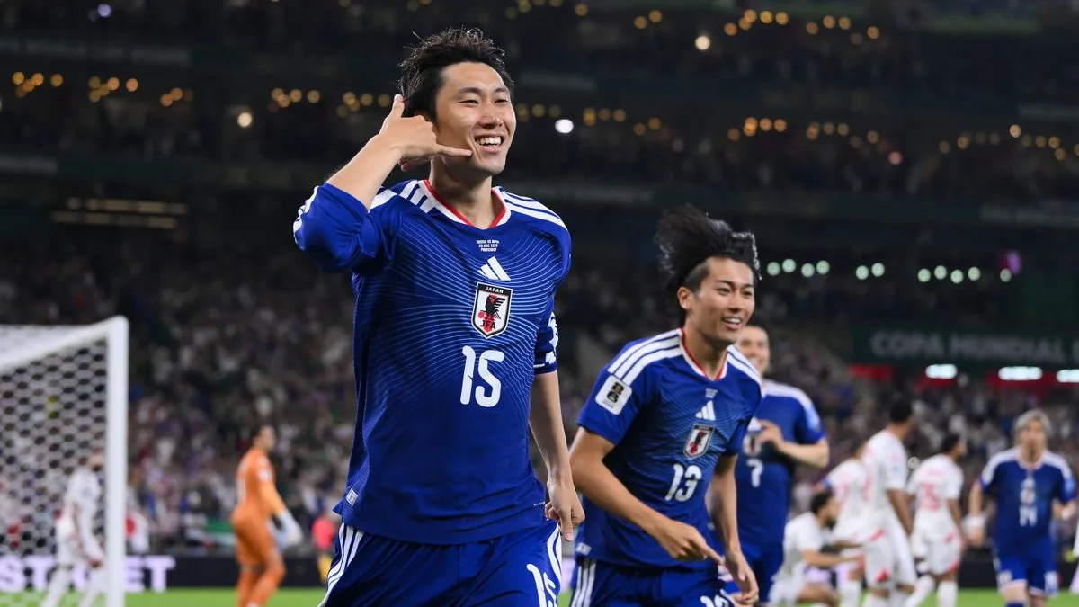 Japan and Sweden both reach World Cup last 32 after Elanga’s strike seals draw