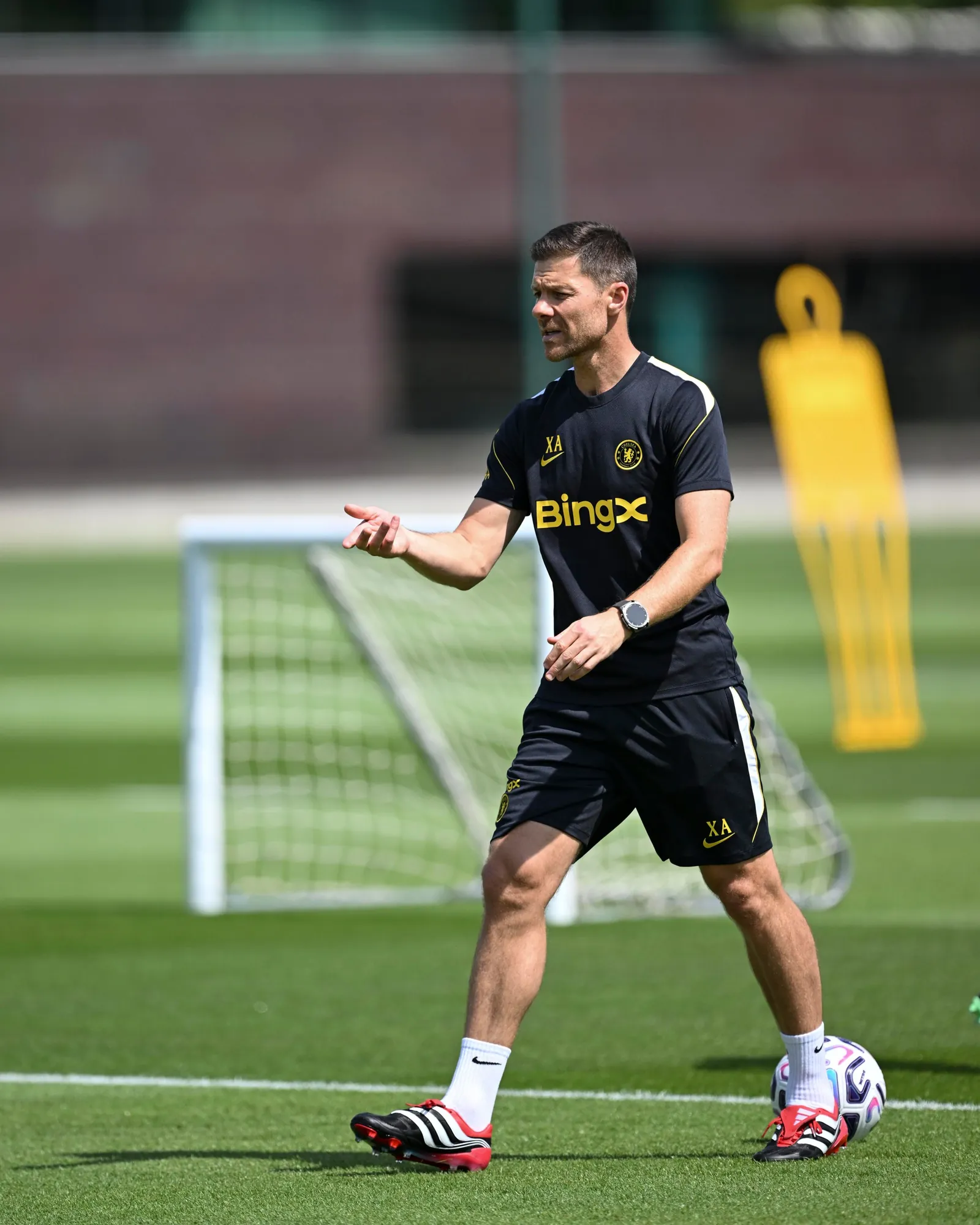 COBHAM, ENGLAND - JULY 9: Manager Xabi Alonso of Chelsea during a training session at Chelsea Training Ground on July 9, 2026 in Cobham, United Kingdom. (Photo by Darren Walsh/Chelsea FC via Getty Images)